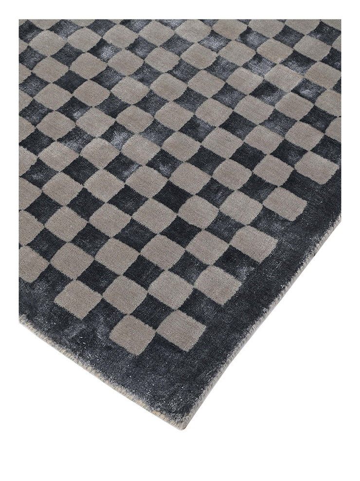 Checkmate Mocha Hand-Woven Rug