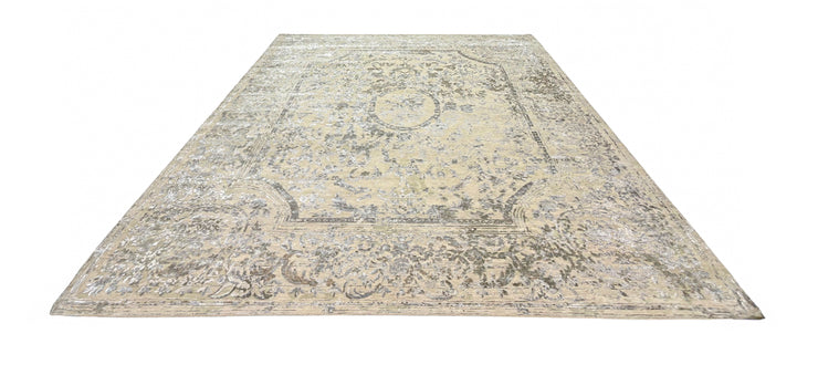 Charlotte Hand-knotted Rug