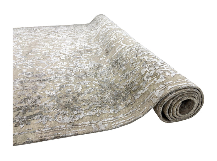 Charlotte Hand-knotted Rug