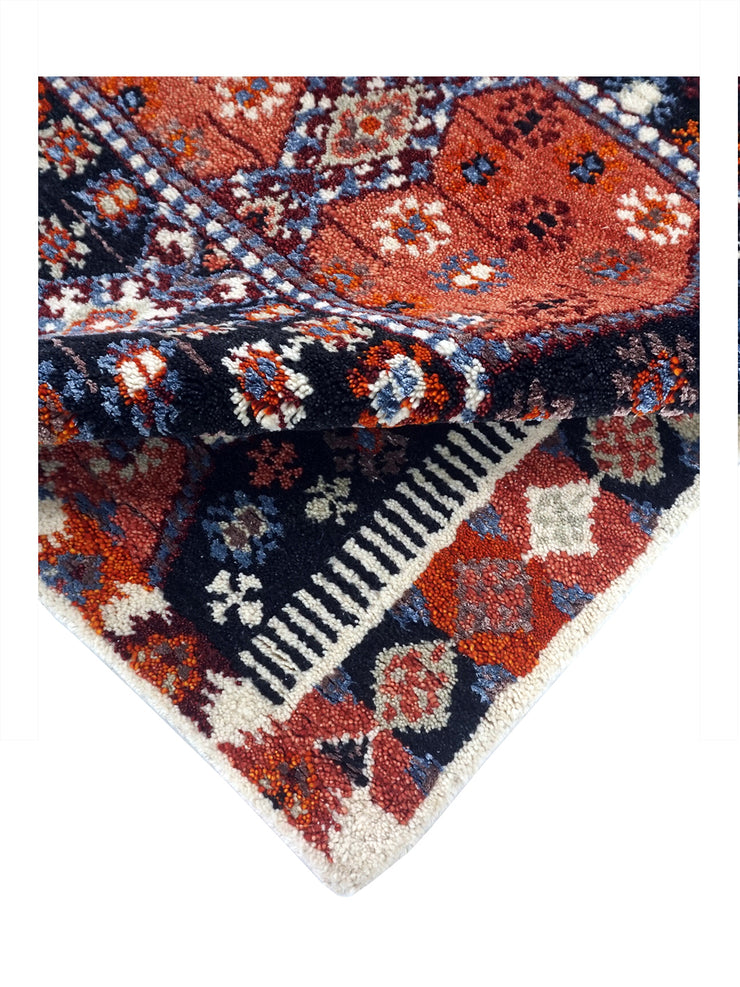 Kainat Hand-knotted Rug