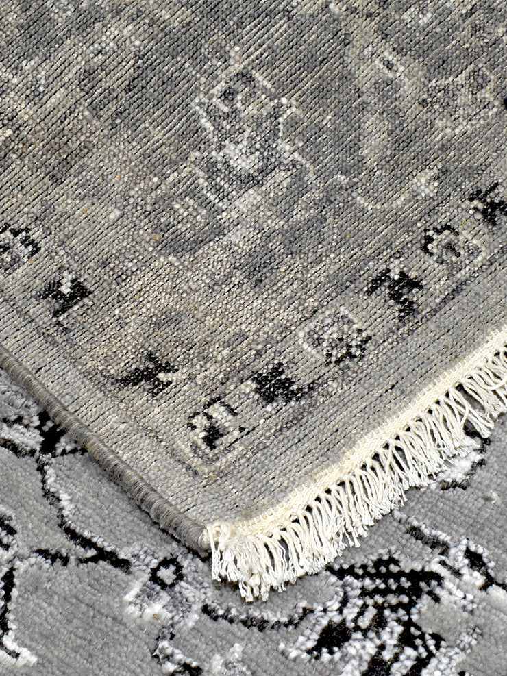 Lydia Hand-knotted Rug